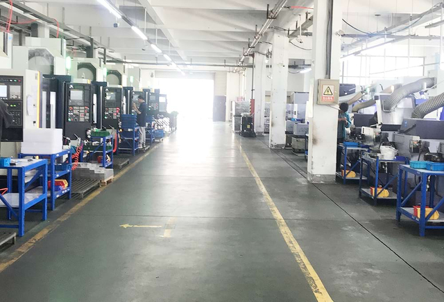 Professional Medical Device Manufacturing Workshop